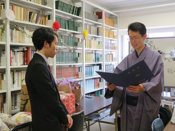 お客様の着物姿　男性の着物　熊本大学卒業式　熊本市中央区　着物専門店　わのくに