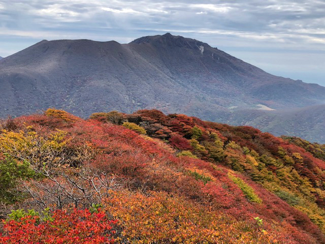 九重三俣山　登山　紅葉　熊本市中央区　着物専門店　わのくに